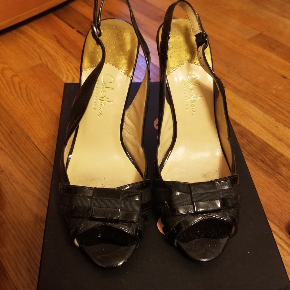 Women's dress shoes